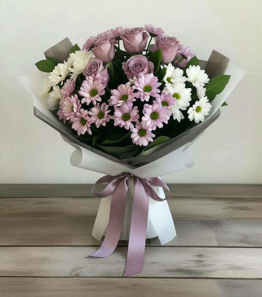 Букет цветов из: Хризантемы и Розы в Енисейске
