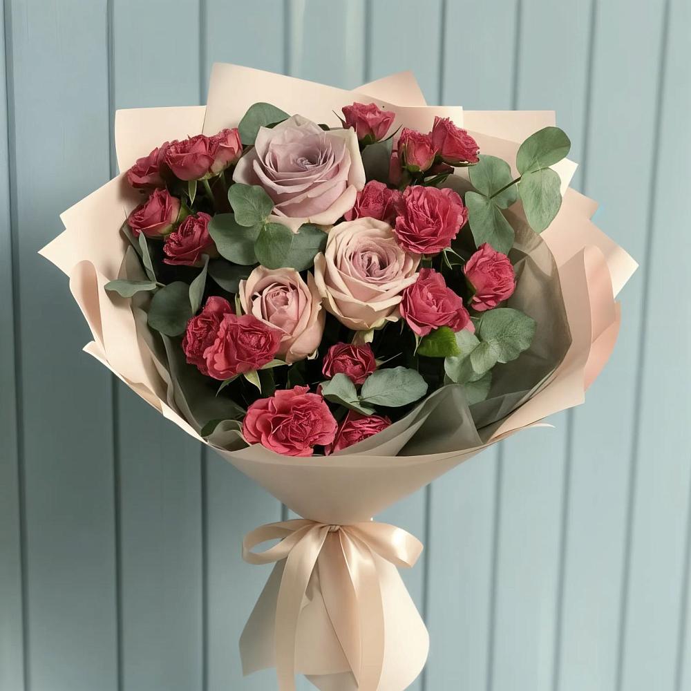 Букет цветов из: Гвоздики и Розы в Енисейске