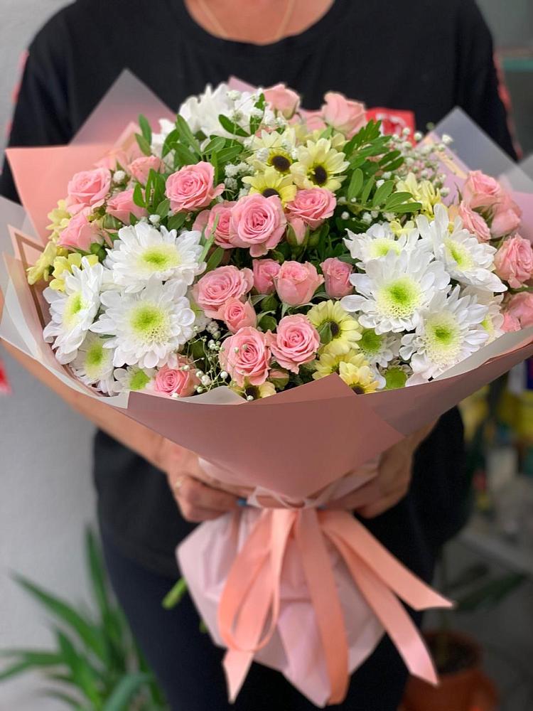 Букет цветов из: Розы и Хризантемы в Енисейске
