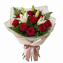 Букет цветов из:  Лилии и Розы в Енисейске