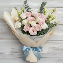 Букет цветов из:  Лизиантусы в Енисейске