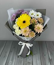 Букет цветов из:  Розы, Герберы и Хризантемы в Енисейске