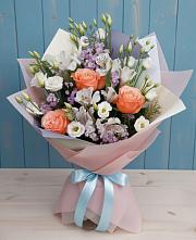 Букет цветов из:  Лизиантусы, Розы, Альстромерии и Гипсофила #REPLACE_PRED# Енисейске