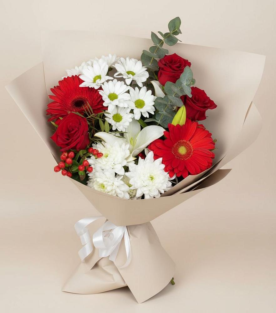 Букет цветов из: Розы, Хризантемы, Герберы и Лилии в Енисейске