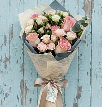 Букет цветов из:  Розы в Енисейске