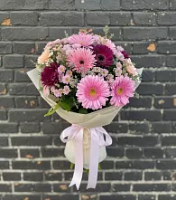 Букет цветов из:  Герберы и Хризантемы в Енисейске