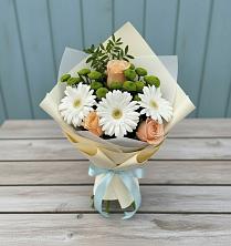 Букет цветов из:  Герберы, Розы и Хризантемы в Енисейске