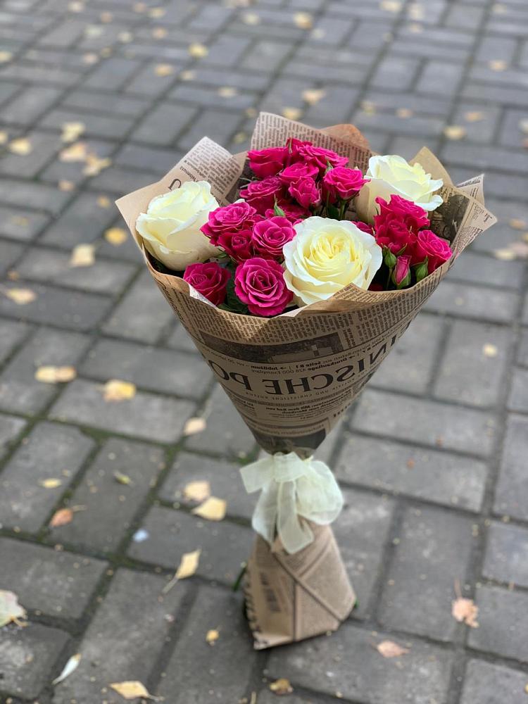 Букет цветов из: Розы в Енисейске