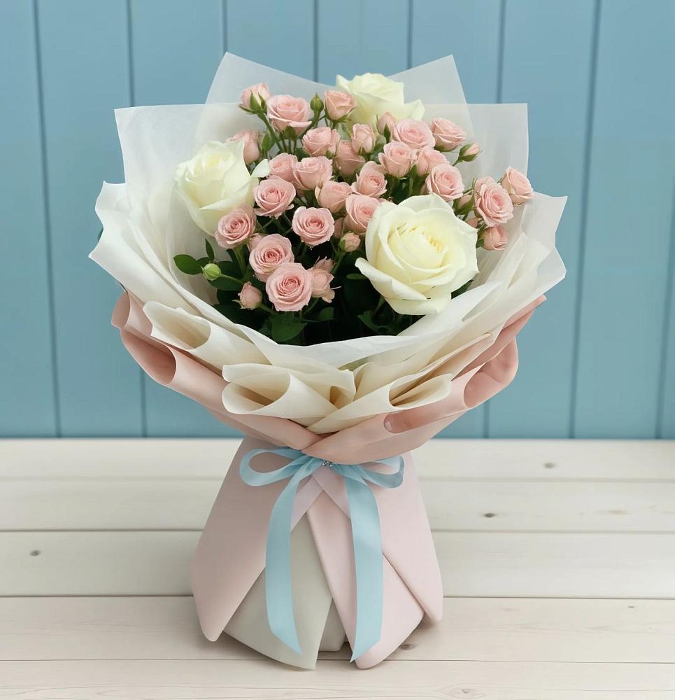 Букет цветов из: Розы в Енисейске