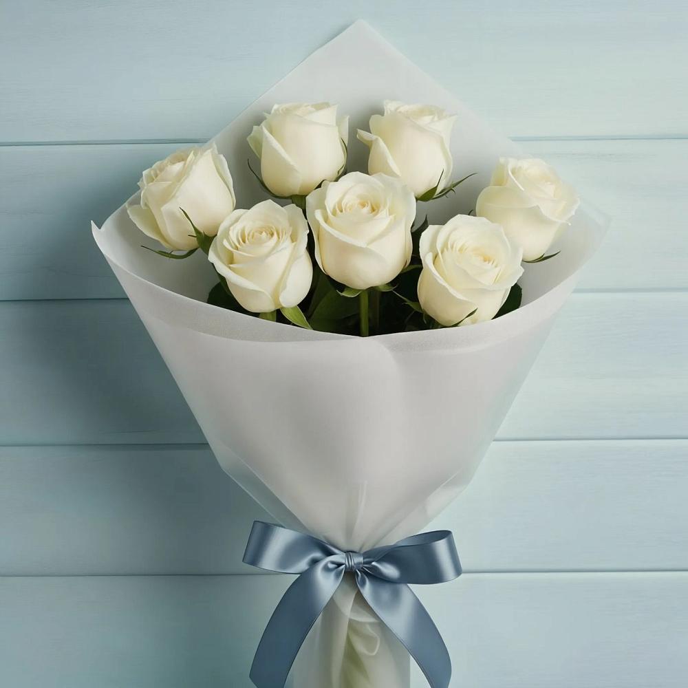 Букет 7 Белых роз Эдлесс Лав в Енисейске